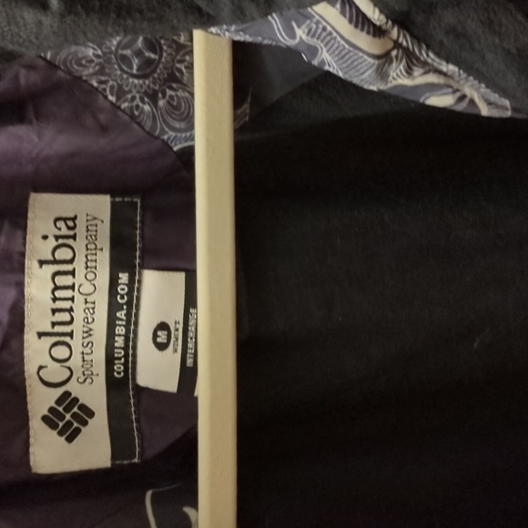 Columbia Sports Wear Purple Women's Jacket - Picture 6 of 13